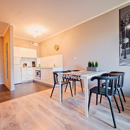 E-Apartamenty Koscielna 30 Poznań Eksteriør billede
